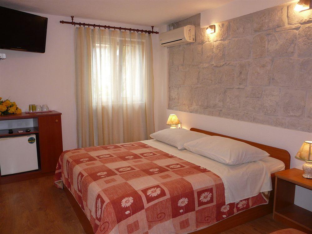 Guesthouse Pjaceta Split Extérieur photo